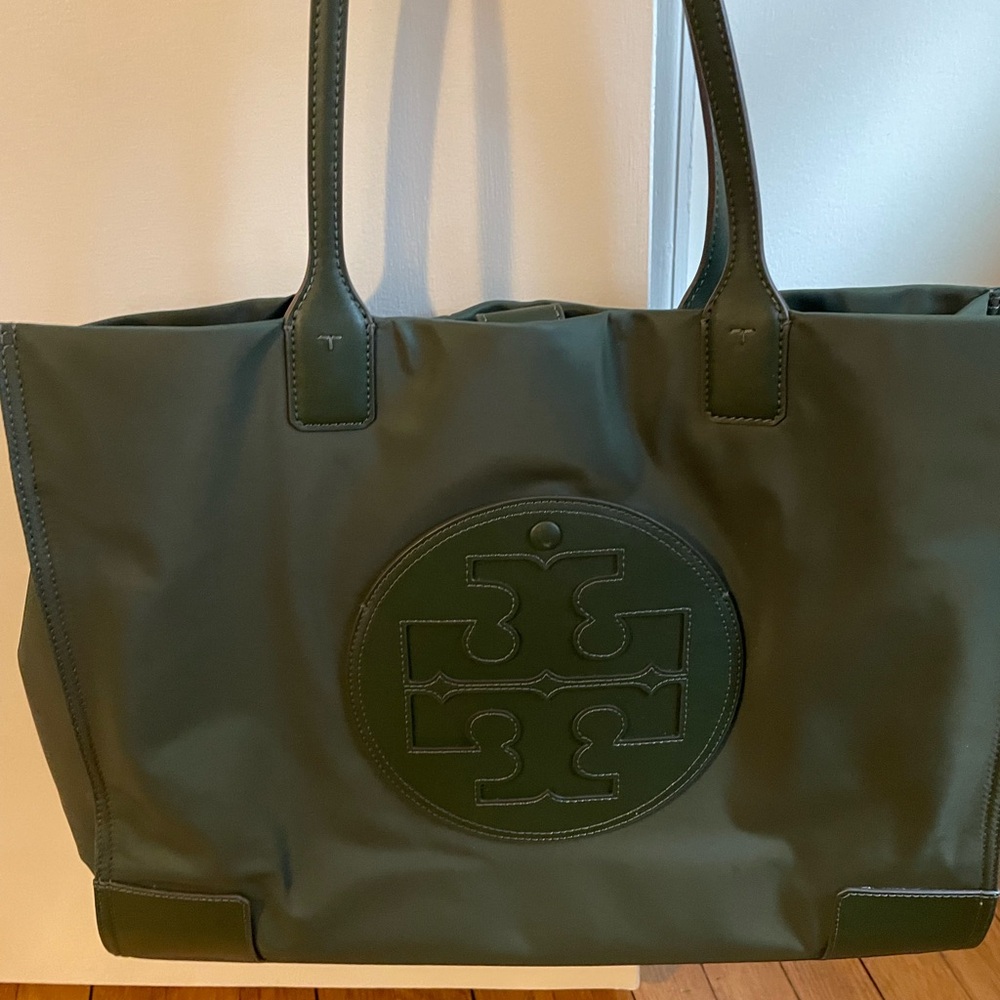 Tory Burch Green Tote Bag with Structured Design